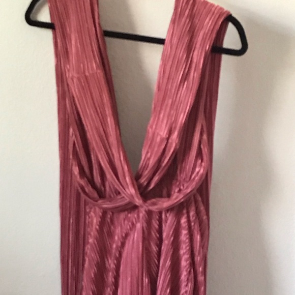Pink/rose romper - Picture 1 of 4